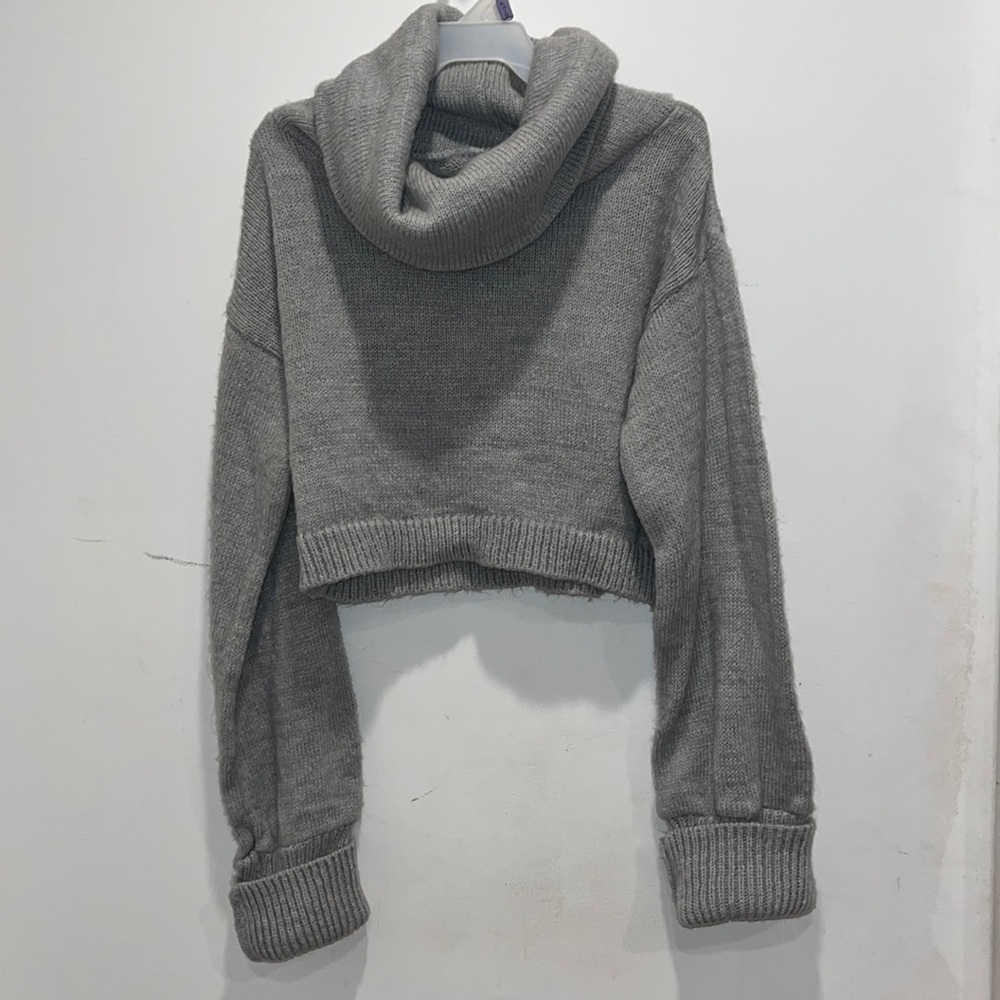 PrettyLittleThing Gray Cow Neck Cropped Sweater